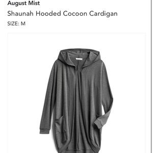 Hooded flowy cardigan. Super size M